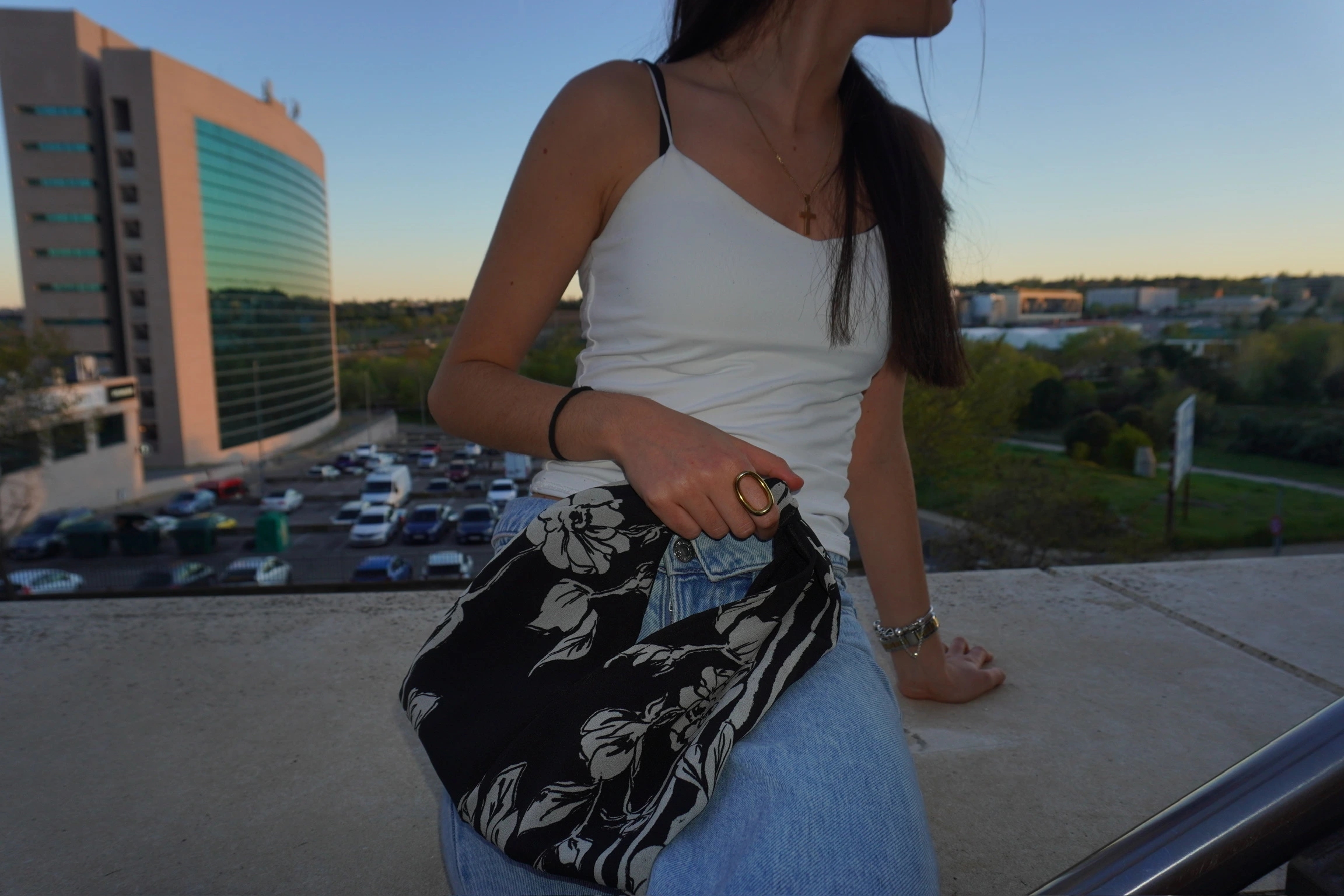 [Detalle Tejido Bolso Flores]
